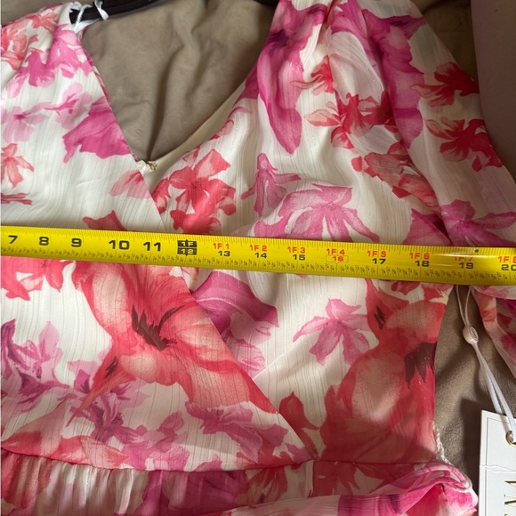 Floral Pink Maxi Dress - Picture 4 of 6